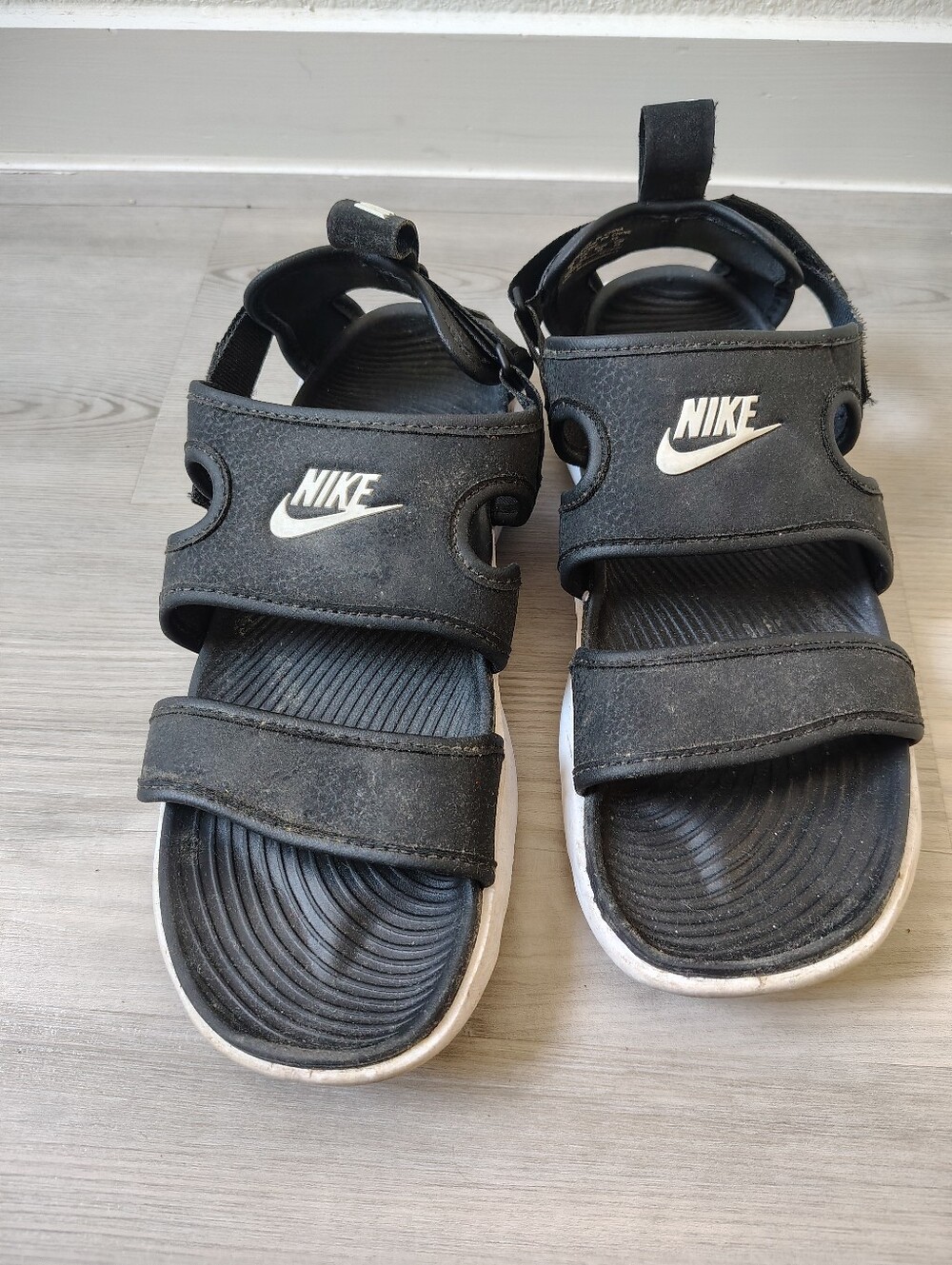 Nike Black and White Adjustable Sport Sandals